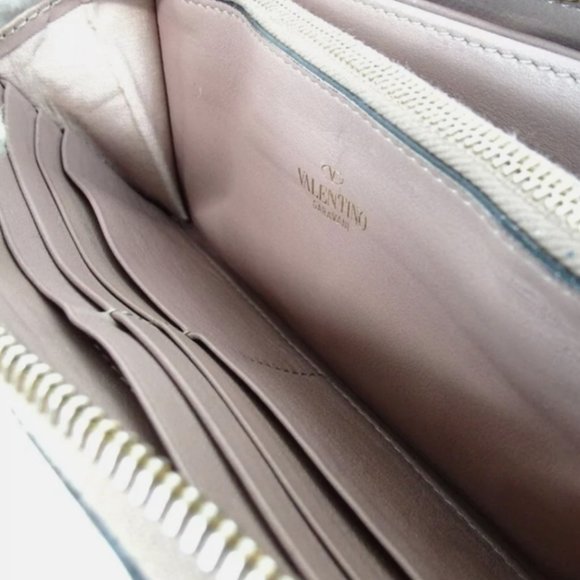 AUC VALENTINO GARAVANI Rockstud ZIP AROUND WALLET - Picture 9 of 14